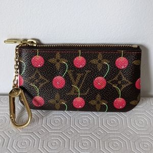 ✨LOUIS VUITTON✨ Limited Edition Monogram Pouch